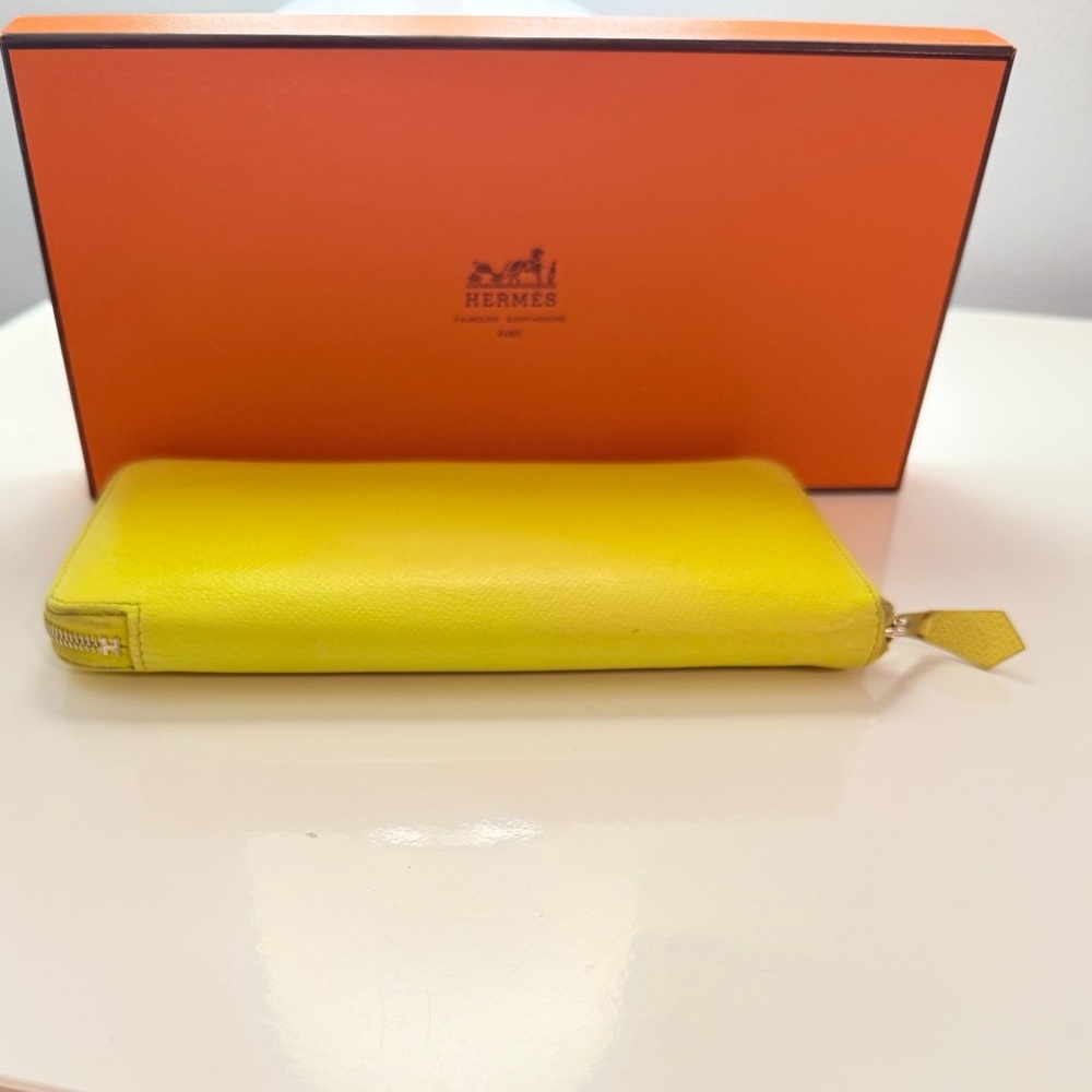 Hermes Silk-in, Azap Zipped Wallet EUC - Picture 3 of 9